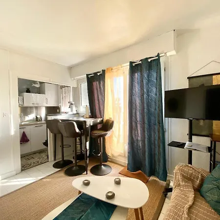 Apartament Cosy De Gaule